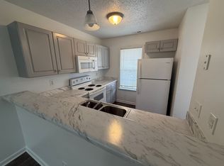 4623 McClelland Dr #203, Wilmington, NC 28405