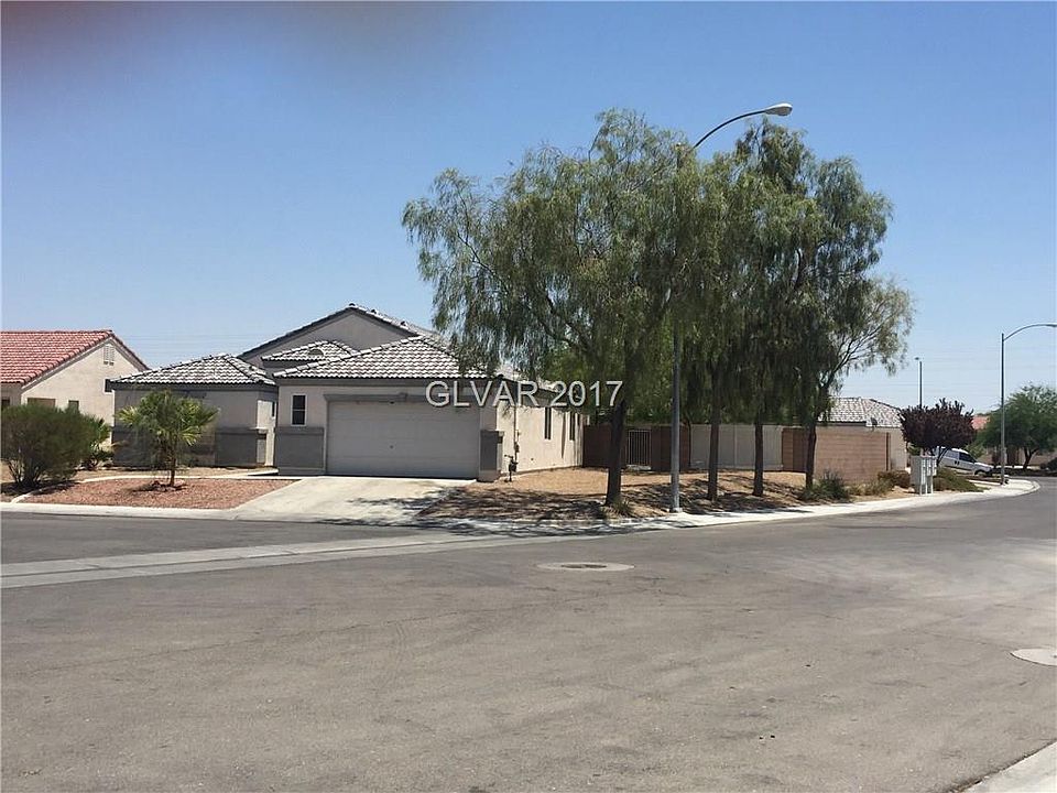 1st image of 3816 Aspen Creek Ave