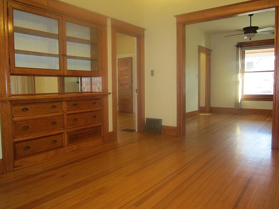 4th image of 1133 Clayton St