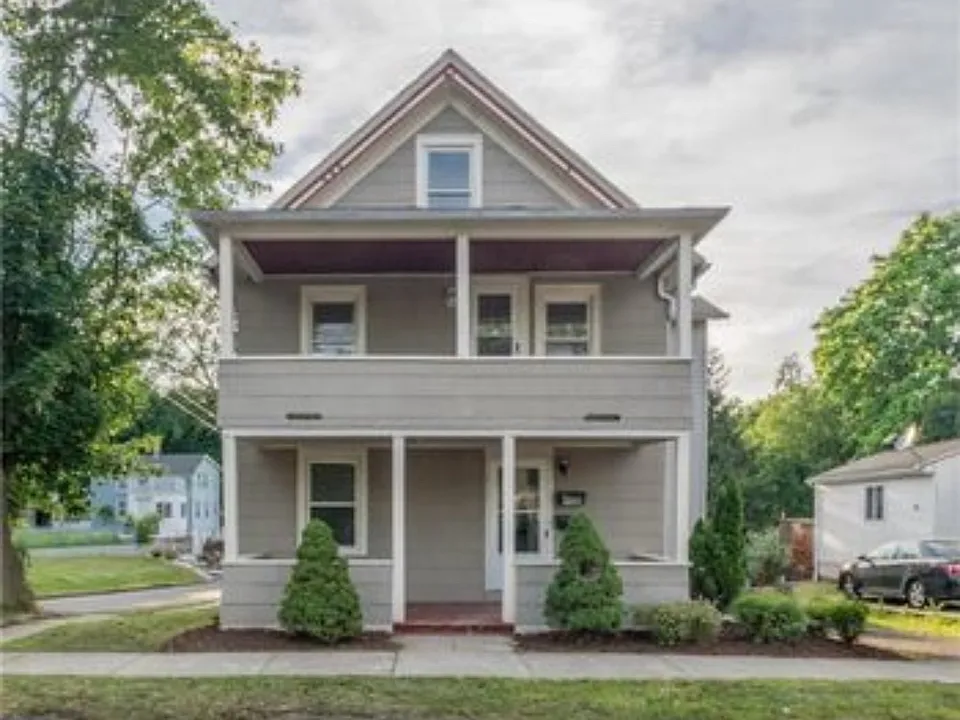 198 Washington St #2