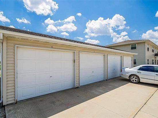 2nd image of 408 2nd Ave #3