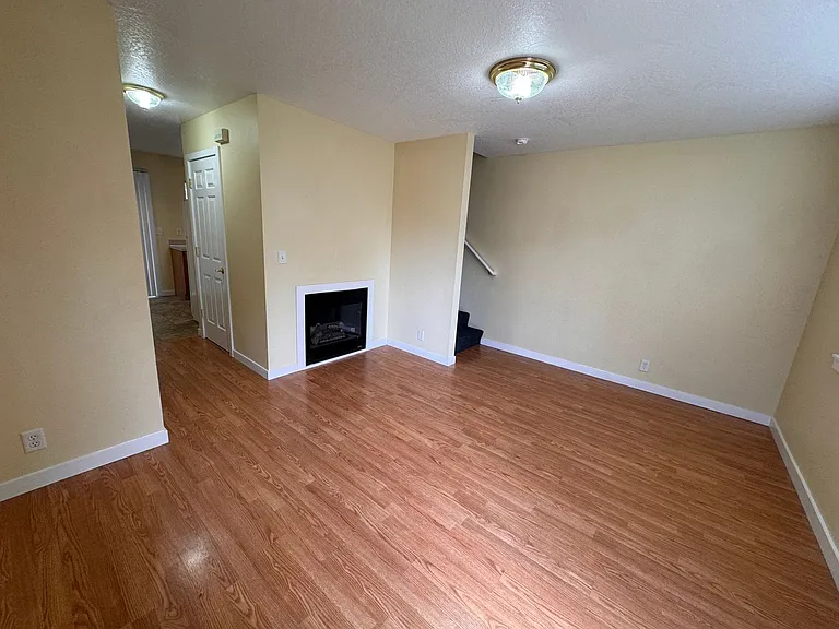 1635 Patterson Aly #2 — Photo 5