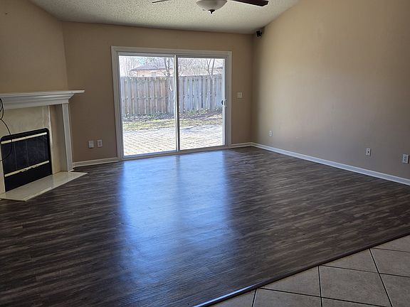 5th image of 5528 London Lake Dr