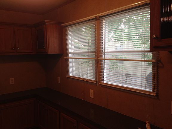 4th image of 402 E State Highway 121 Space 650
