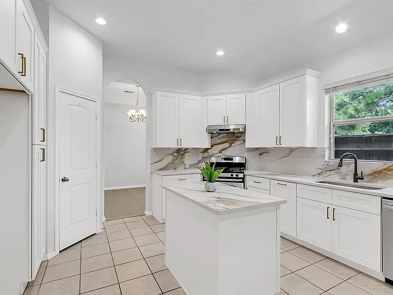 138 Meadow Landing Dr — Photo 14