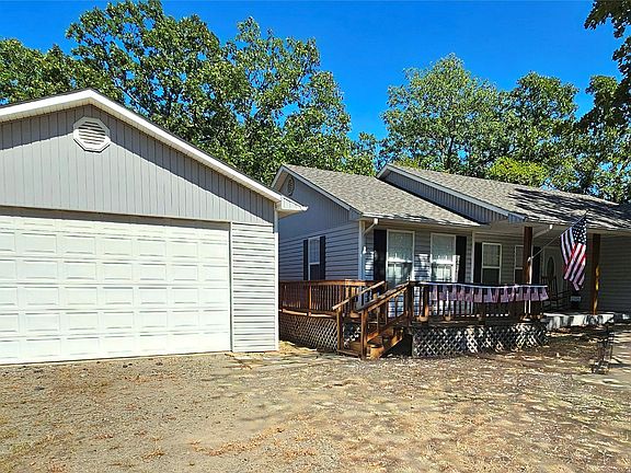 3rd image of 12 Granite Cir