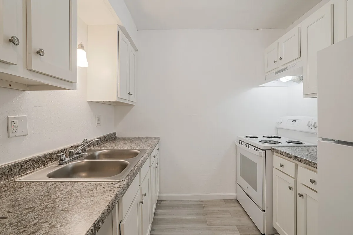 Floor plan 2 Bedroom/1 Bath