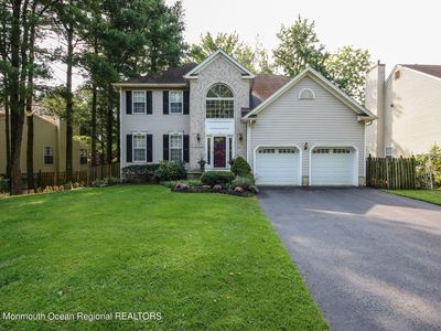 12 Heritage Drive, Shrewsbury, NJ, 07702