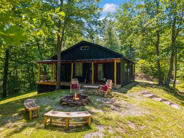500 Fox Hunters Knob Rd, Booneville, KY 41314