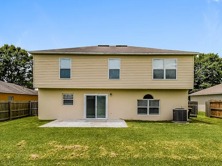 7115 High Bluff Rd — Photo 17