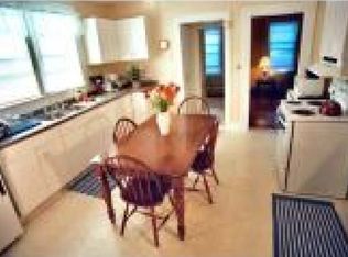 28 Tilden Ave #1, Newport, RI 02840