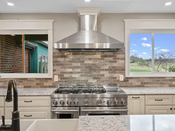 46 Casco Road, Brunswick, ME 04011