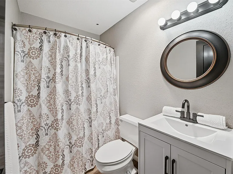 3226 Poe Dr — Photo 29