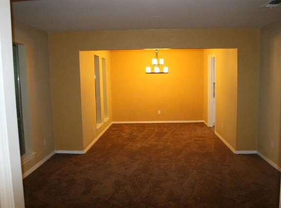 2nd image of 1025 Peach Ln