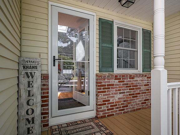 2nd image of 10 Melba Drive