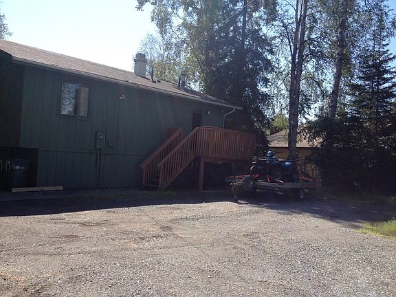 Back of Duplex and Unit B Access
