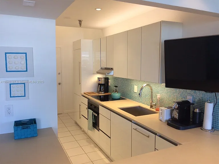 100 Lincoln Rd #1637 — Photo 19