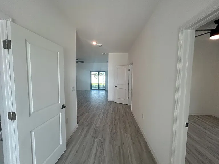 316-318 SE 16 Place — Photo 9