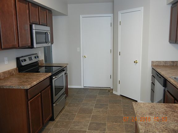 5th image of 8450 Ilex Dr