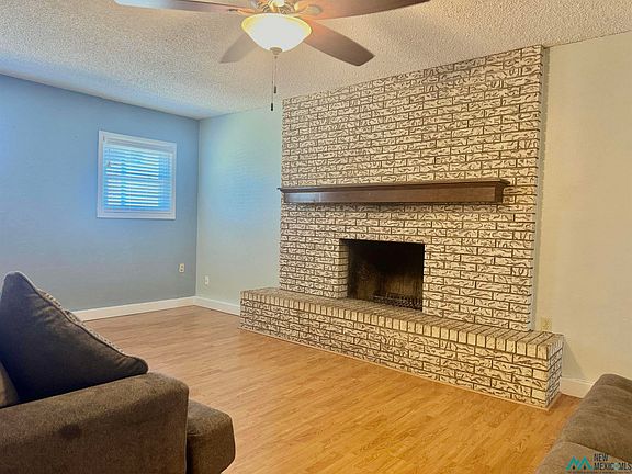 5th image of 831 W 19th St