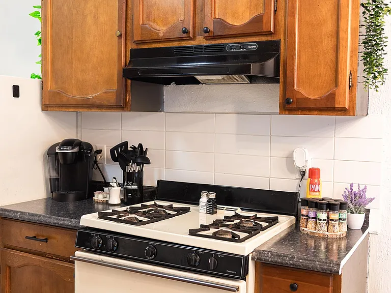 708 Navidad St #B — Photo 26