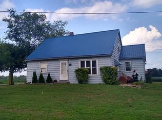 6992 N 800th St, Martinsville, IL 62442