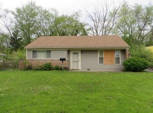 265 Mohawk St, Park Forest, IL 60466