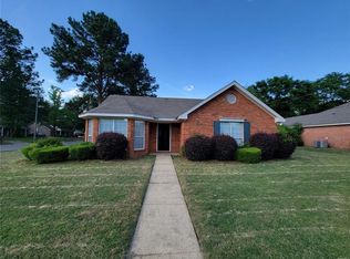6501 Juniper Tree Ln, Montgomery, AL 36117