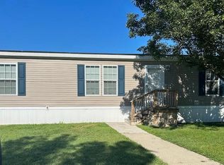 154 Scarlet Oak Ct, Oxford, MI 48371