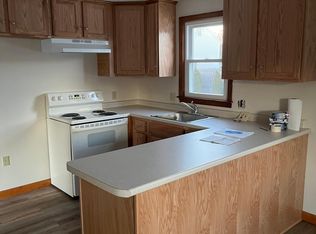 37 Forge Dr, Nashua, NH 03060
