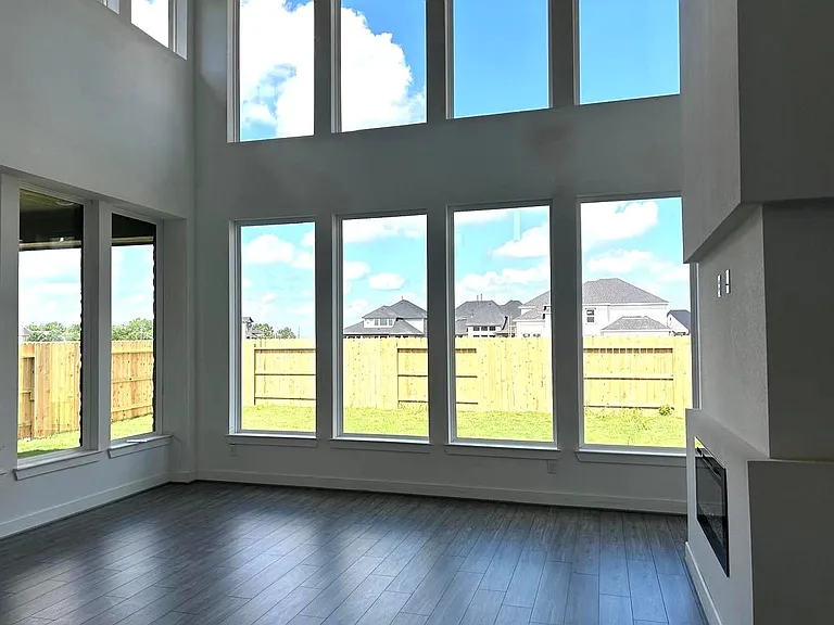 9834 Violet Landing Ln — Photo 4