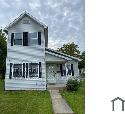 2nd image of 2202 Walnut St