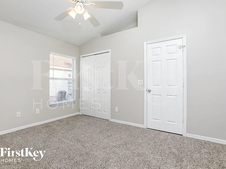 2693 Autumn Creek Cir — Photo 10