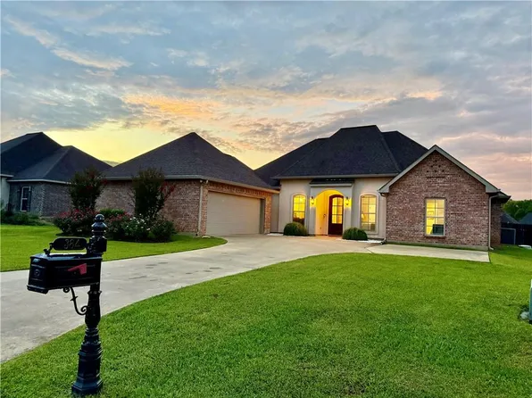 384 Lady Carolyn Cir, Woodworth, LA 71485