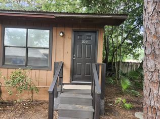 44 5th Ave #A, Shalimar, FL 32579