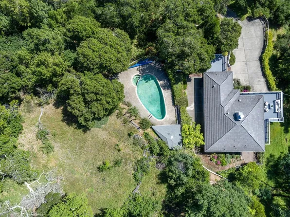 11 Woodhaven Road, Ross, CA 94957