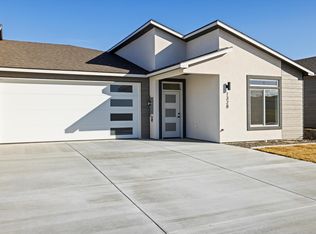 1328 S 50th Ave, West Richland, WA