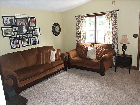 2nd image of 1609 Berwin Ave