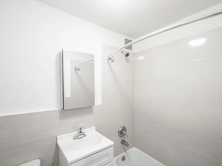 107 Saint Marks Pl #6A — Photo 3