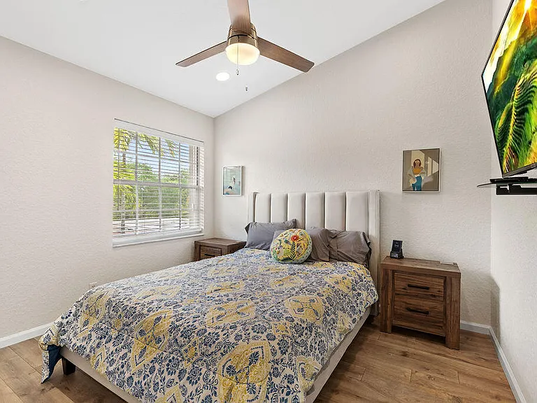 8050 Aberdeen Dr #202 — Photo 28