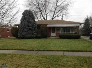 33145 Brownlea Dr, Sterling Heights, MI 48312