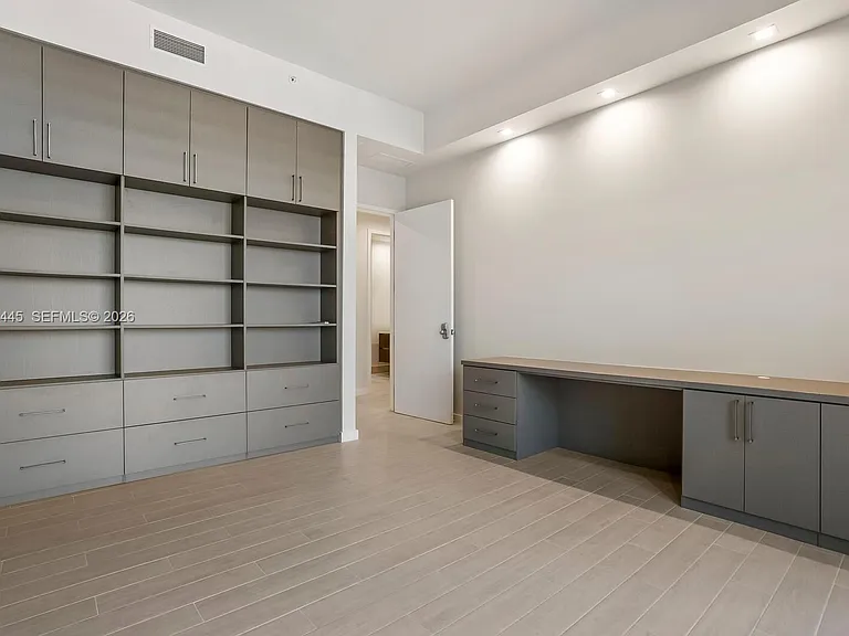 275 Giralda Ave #6C — Photo 35