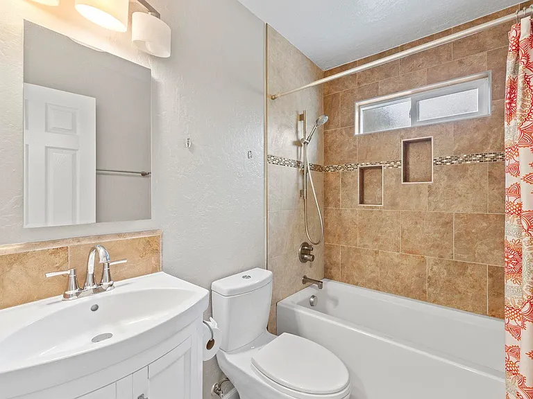 2506 Ardilla Ct — Photo 20