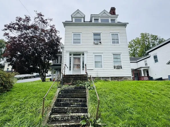 16 2nd St, Towanda, PA 18848