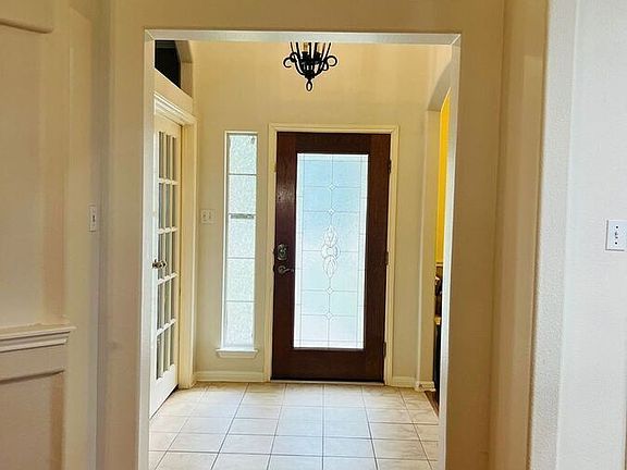 3rd image of 3019 Luminoso Ln E