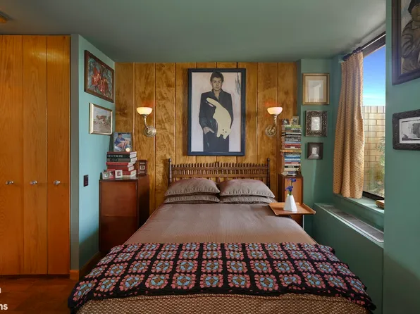 311 East 38th Street image 9 of 24