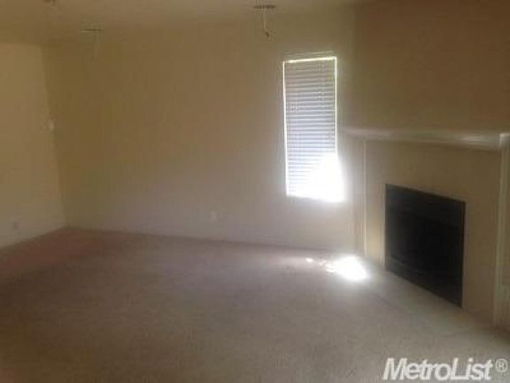 5th image of 504 Northbank Ct APT 74