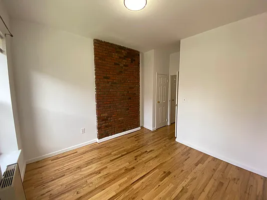 Rented by Jeffrey Mosczyc, LREB | media 19