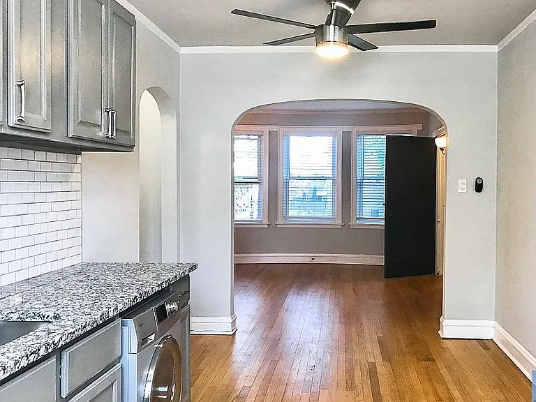 4858 N Hermitage Ave #2B — Photo 3