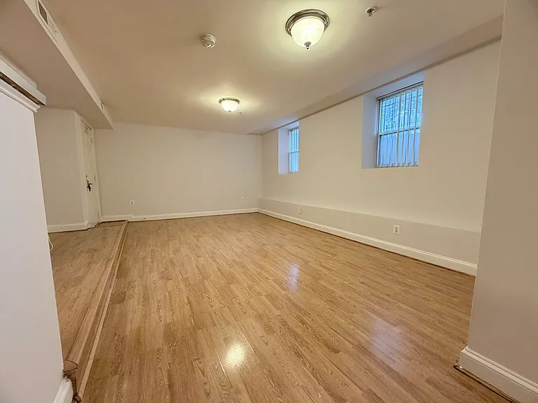 330 Rhode Island Ave NE #10 — Photo 27